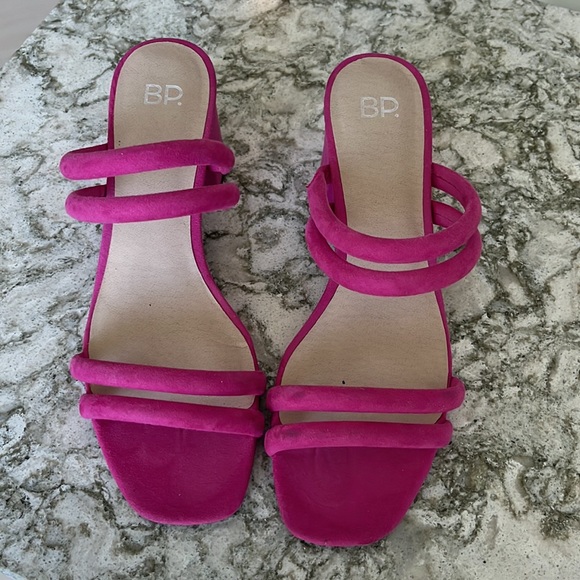 BP. Pink suede sandal - Picture 4 of 6